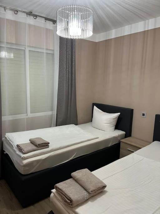 Villa Nadiya App Pool, Parking 또레비에하 외부 사진