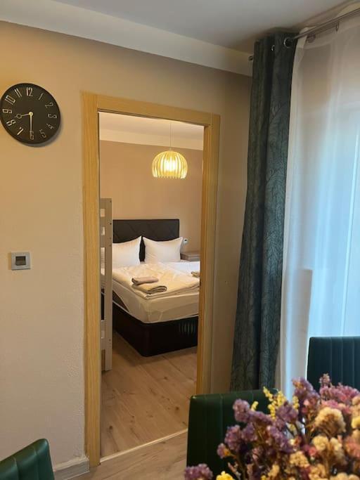 Villa Nadiya App Pool, Parking 또레비에하 외부 사진