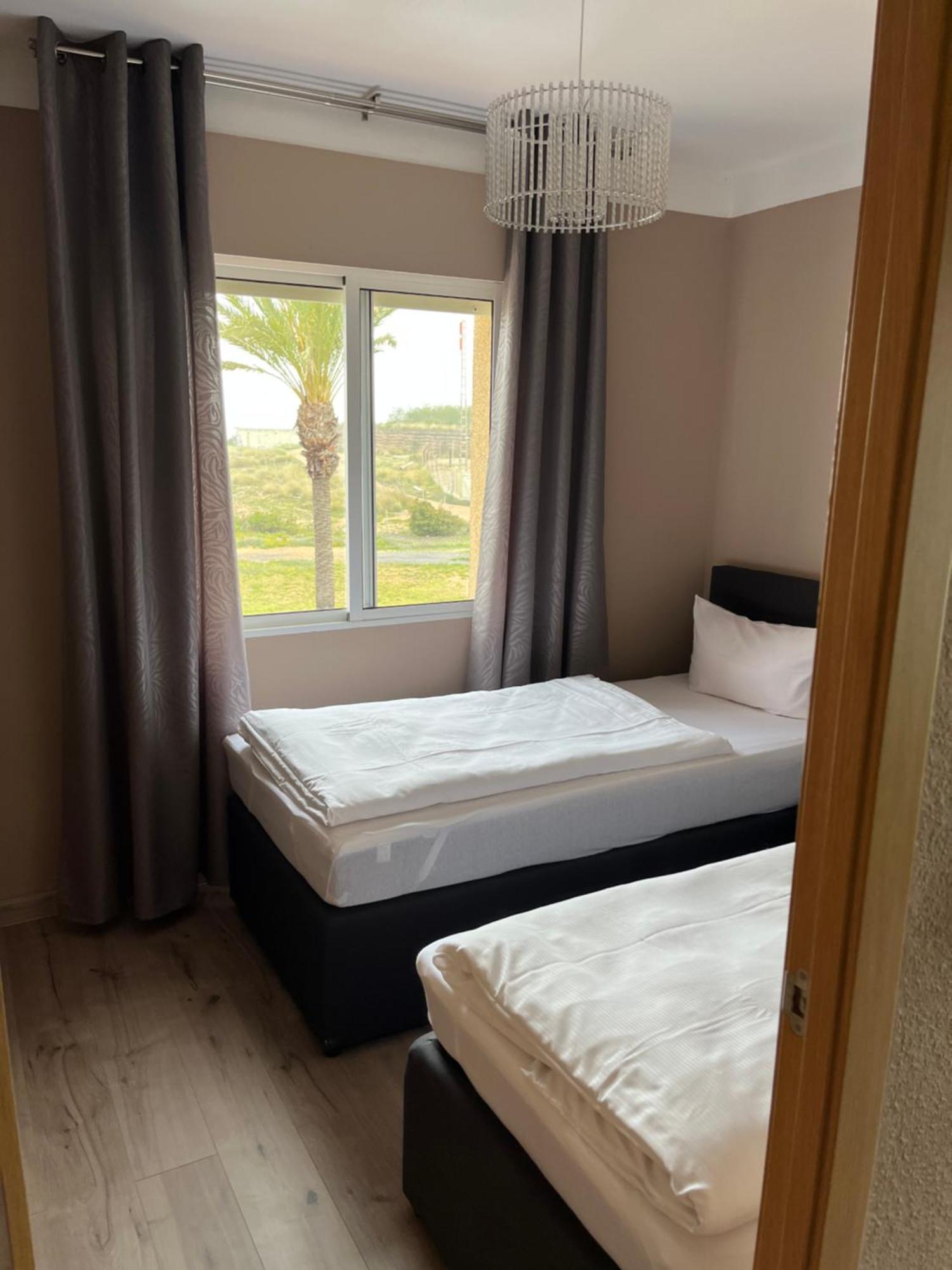 Villa Nadiya App Pool, Parking 또레비에하 외부 사진