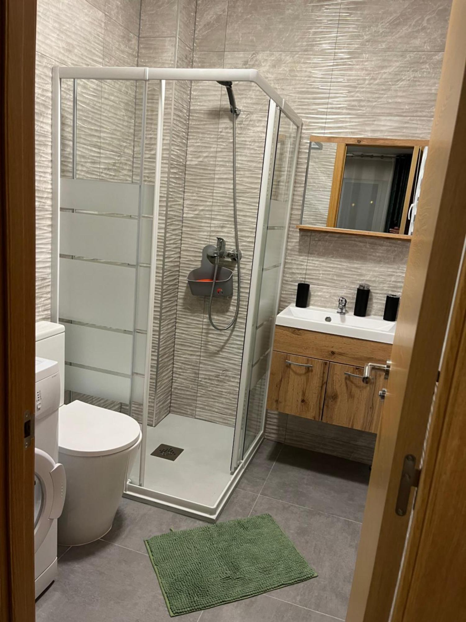 Villa Nadiya App Pool, Parking 또레비에하 외부 사진