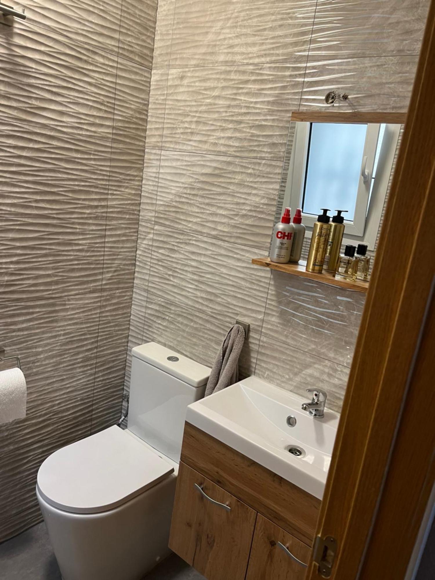 Villa Nadiya App Pool, Parking 또레비에하 외부 사진