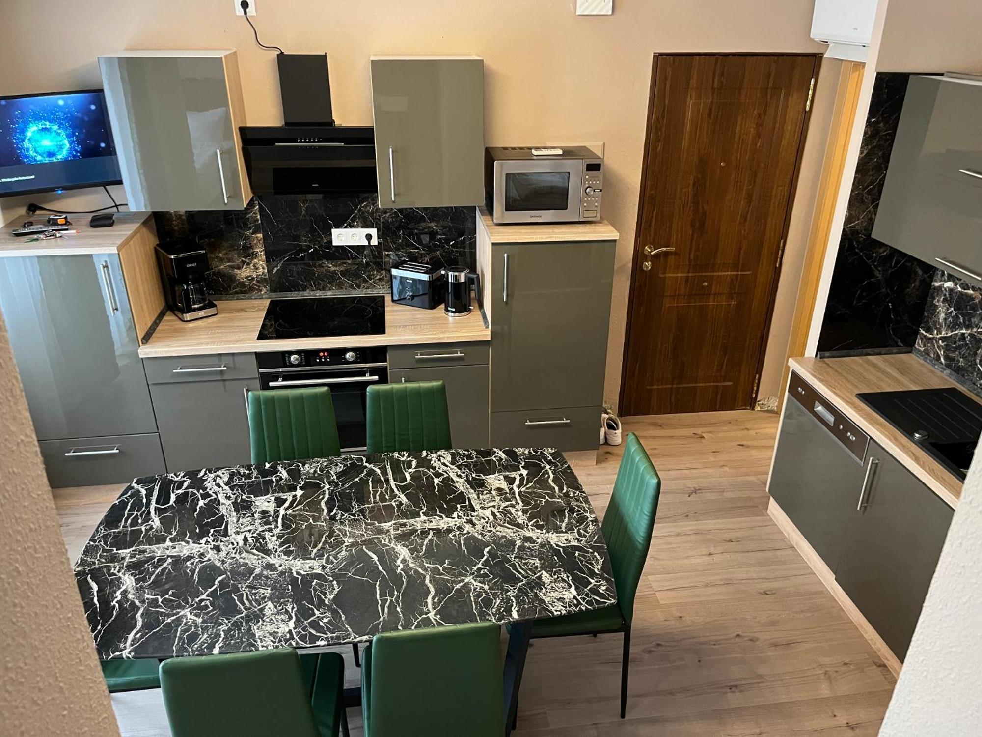 Villa Nadiya App Pool, Parking 또레비에하 외부 사진